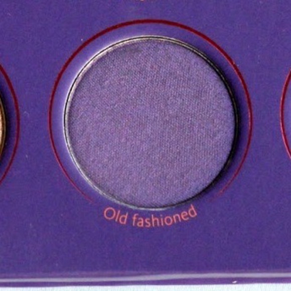 Zoeva "Old Fashioned" single eyeshadow - Picture 1 of 4